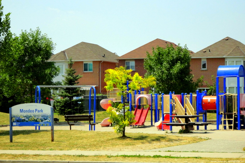 NEIGHBOURHOOD PLAYGROUND